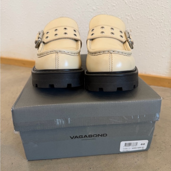 Vagabond Shoemakers Cosmo 2.0 Off White Loafer Silver Buckle Womens 10 Chunky - Picture 5 of 16
